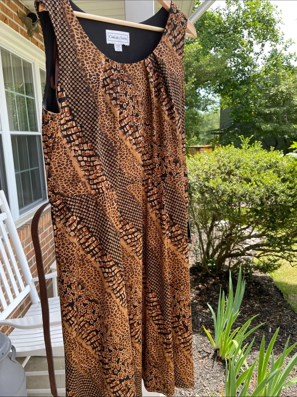 Flattering Chelsea Suite Brown Leopard-Print Midi Dress with Waist Tie belt - Picture 3 of 12